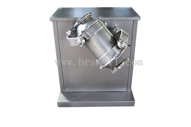 Dry powder mixer