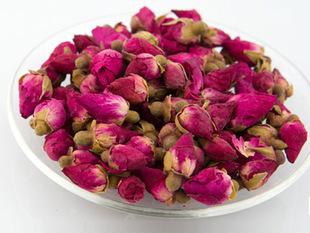 How to make dry rose flower into small pieces